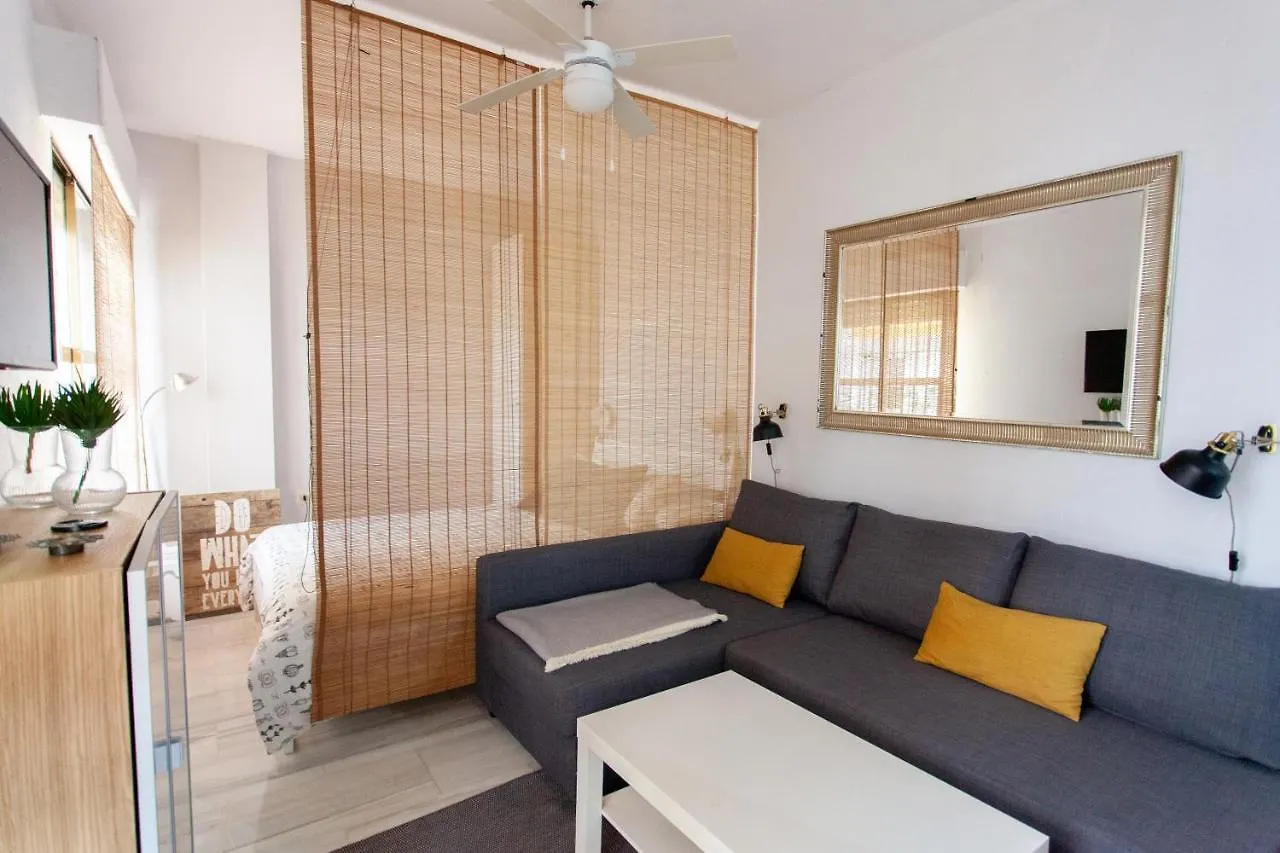 Pikis Apartment Center 1 Sevilla 0*,  Spanje